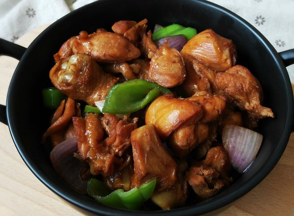 Gà om bia đơn giản mà ngon vô cùng